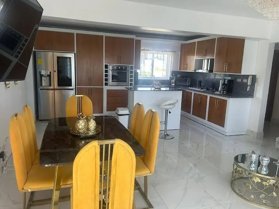 Acogedor Sweet Apartament 圣地亚哥洛斯卡巴 0*,